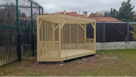 Угловая беседка Рейдал